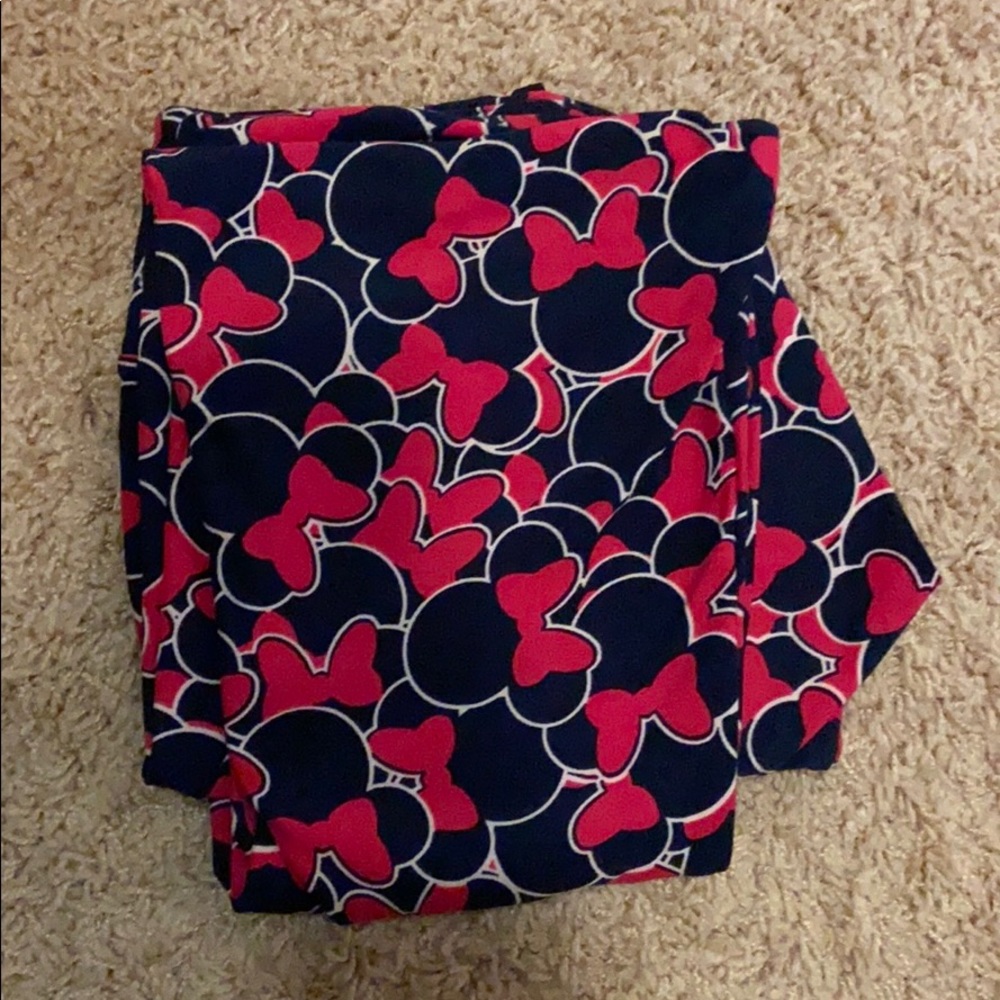 NWOT Disney collection Lularoe OS leggings